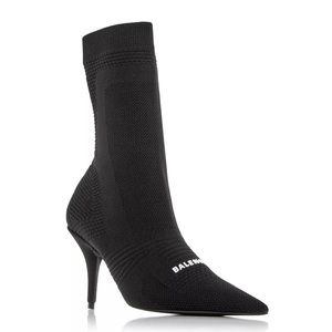 Balenciaga knit never worn booties